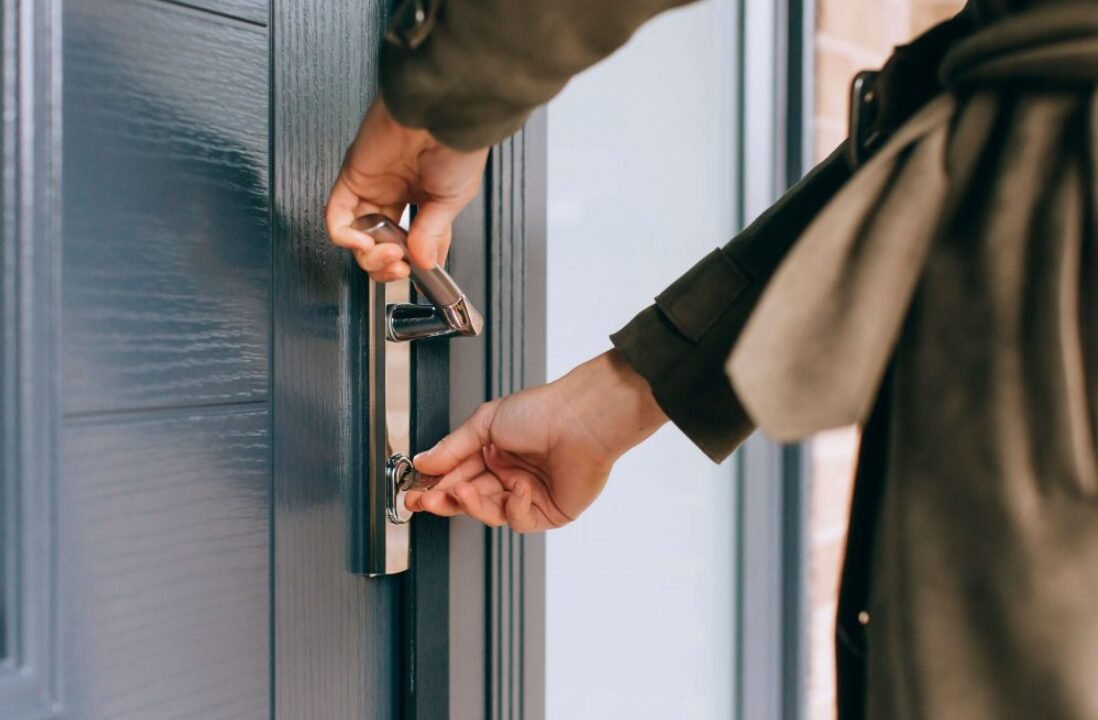 commercial locksmith service.